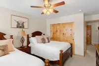 Ski & Lake Family Mountain Condo Getaway! Steps to hot tub, pool & game room