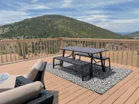 Farmhouse Cabin w/Game room in a Historic Gold Mine Town w/Mountain Views