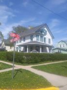 LeGros Chateau - Best Downtown Dells Vacation Rental! Game Room!