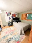 Lake home, across the street from a golf course & minutes to shopping and more! - 3성급