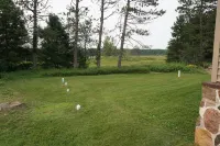 Backyard Trails and Lake Hayward with Canoe! Hotels in Hayward