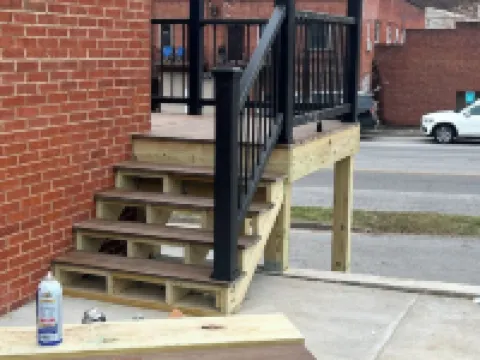 Eccentric Privy-Sleeps6. 2nd floor & outdoor deck Hotels in Pike County