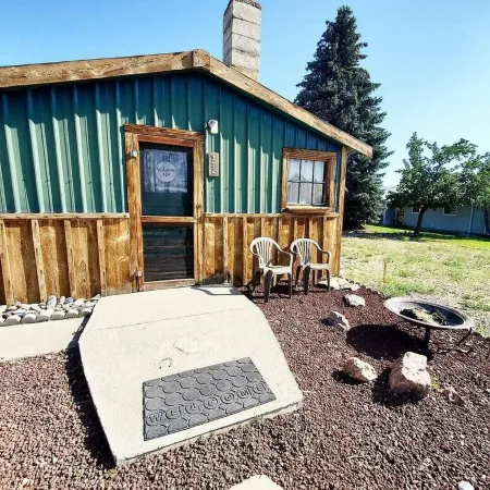 The Rustic Valley Cabin