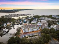 Heart of Village of Baytowne Wharf with views of Marina, Fireworks and Concerts!