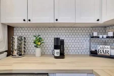 Winter Escape / Fireplace / Firepit / Relaxing