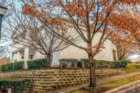 *New* Charming 2BR Lake Norman Condo near Charlotte