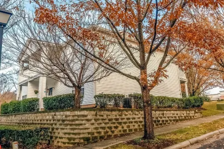 *New* Charming 2BR Lake Norman Condo near Charlotte