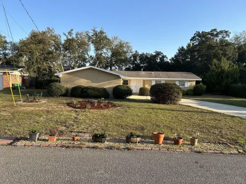 Remodeled House with New Pool!  Walk to Beach on the Bay! Minutes to Beaches! Các khách sạn ở Lake Lorraine