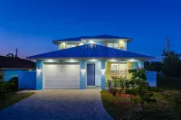 WINTER 2025 DATES OPEN - Spacious Private Pool Home - WALK TO BEACH & MERCATO