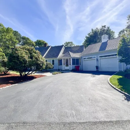 Charming 4Br Osterville Home, Walk to Pond, 2 mi to Beach, Hot Tub & Beach Pass