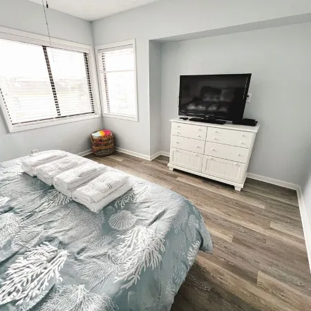 Top Floor Carolina Beach Condo ☀ Private Beach Access ☀ Oceanfront Pool