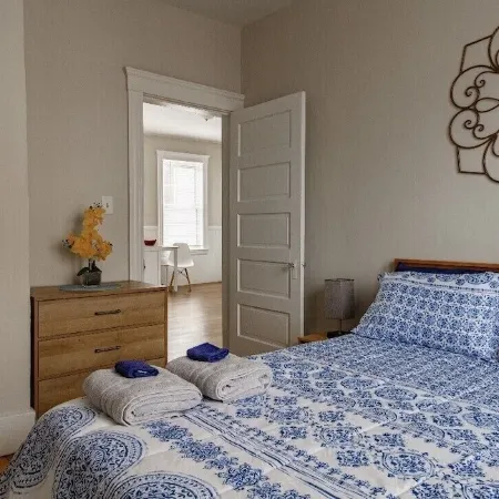 Large 3BR APT w/ enclosed front porch Close to Polar Park, palladium, WPI, DCU
