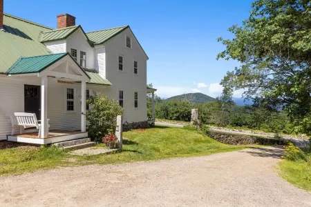 Breathtaking Mountain Views from Lovingly Updated 1850 Antique Farmhouse
