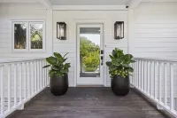 Beach House with Backyard Oasis