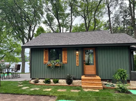 Enjoy a Summer Stay at Ira's Olive Oasis on Beautiful Lake Wissota.