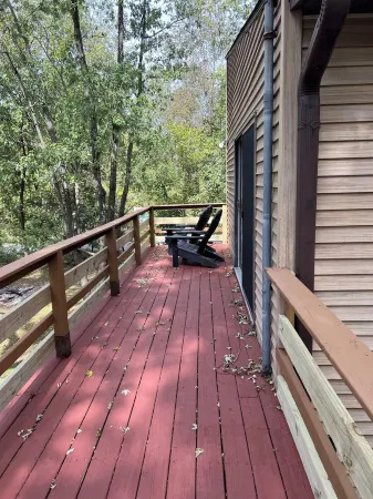 Hunter's Retreat Отели в г. Кристофер