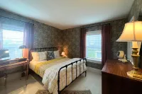 The Little Yellow House - Hyde Park and O’Bryonville Walkability