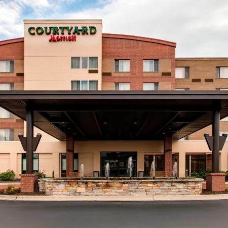 Courtyard Chicago Schaumburg/Woodfield Mall