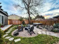 Luxurious 2-Bedroom Haven with Hot Tub in the Heart of Oregon Wine Country! Champoeg State Heritage Park附近的飯店