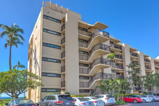 Beautiful Oceanfront Corner Unit