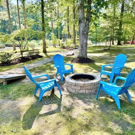 Lakefront w/ Private Beach, Dock, Kayaks, Sups, Game Room - 5Br Family Retreat