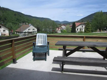 Chalet in the Vosges at the foot of the balloon from Alsace to St Maurice for 4 people