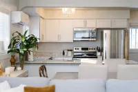 Beautifully updated 2-bed, 1-bath home in downtown Cody. Sleeps 5!