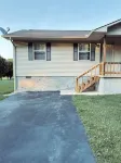 Comfy Retreat - Queen Bed Central Crossville
