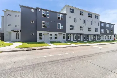 Super Downtown Location #210