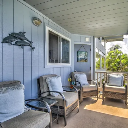 Oceanfront, Palm Trees and the Beautiful Blue Pacific Ocean...Poipu Palms 202!