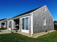 Beach front Cottage, close to downtown - Private Beach and Great Water views Hotels in Wellfleet