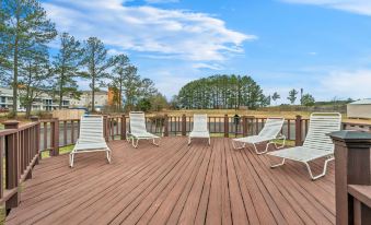 Rodeway Inn & Suites
