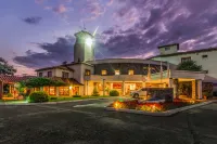 Altos de la Viña, Wine Hotel & Spa Отели рядом с достопримечательностью «Plaza Belgrano»