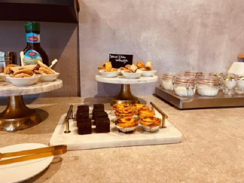 Restaurant Hotel Rooms Photo