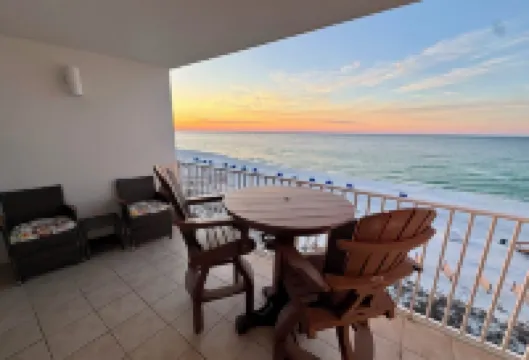 Amazing Location! Gulf Front Condo!