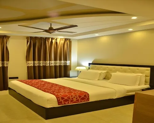Hotel Palazzo Inn Pure Veg Hotels near World Development Foundation