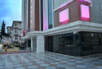 Rhiss Hotel Bostanci Hotels in Bagdat Avenue