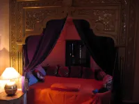Riad Dar El Caid - Palais XIII Century Hotels near Mausoleum of Abou El Kacem Chebbi