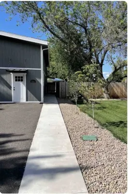 Modern Guest House w/ Private Hot Tub, Loft & Fenced Yard Near Jacksonville