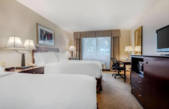 艾爾邁拉霍斯黑茲凱隆酒店