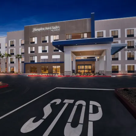 Hampton Inn & Suites by Hilton Corona
