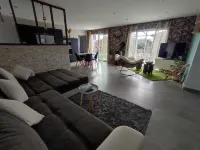 Maison Paisible Dans les Hauteurs de Millau Hotels in Millau