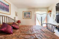 Stunning REMODELED 15,000 Square Feet Property Hotels near SEPHORA