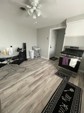 Charming 2-bedroom apartment in lovely Orchard Park