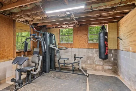 Private Lake House near Enterprise