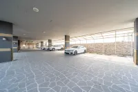 JinCheon Mini Business Hotel - parking