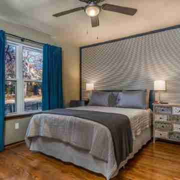 Charming Townhome with Three Master Suites Rooms