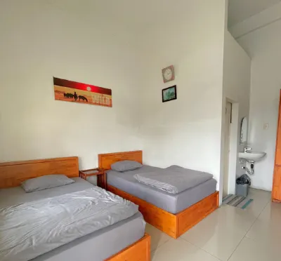 Penginapan Cendrawasih Hotel dekat HKBP Tigalingga
