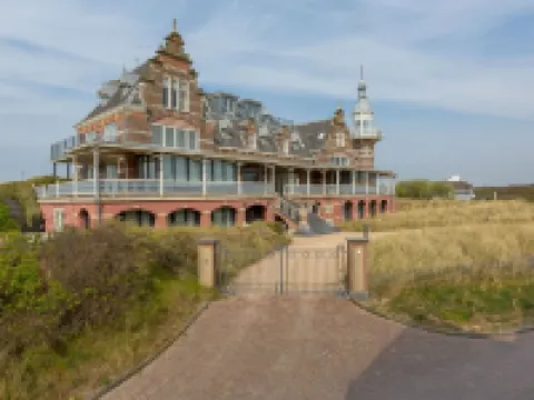 Apartment in Domburg Near the Beach Hotels in Domburg