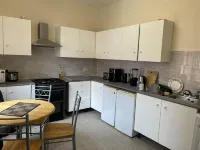 Stylish 1-Bed Apt - Sleeps 4 - Parking - WiFi